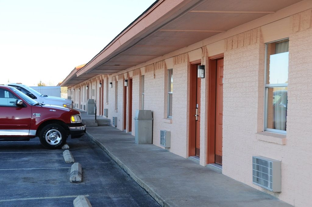 American Inn Cleburne Exteriér fotografie